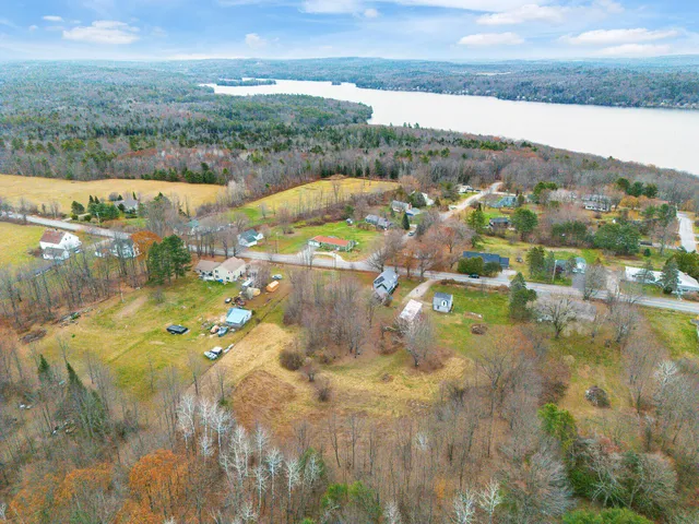 $359,900 | 60 Highway 41, Winthrop, ME 04364
