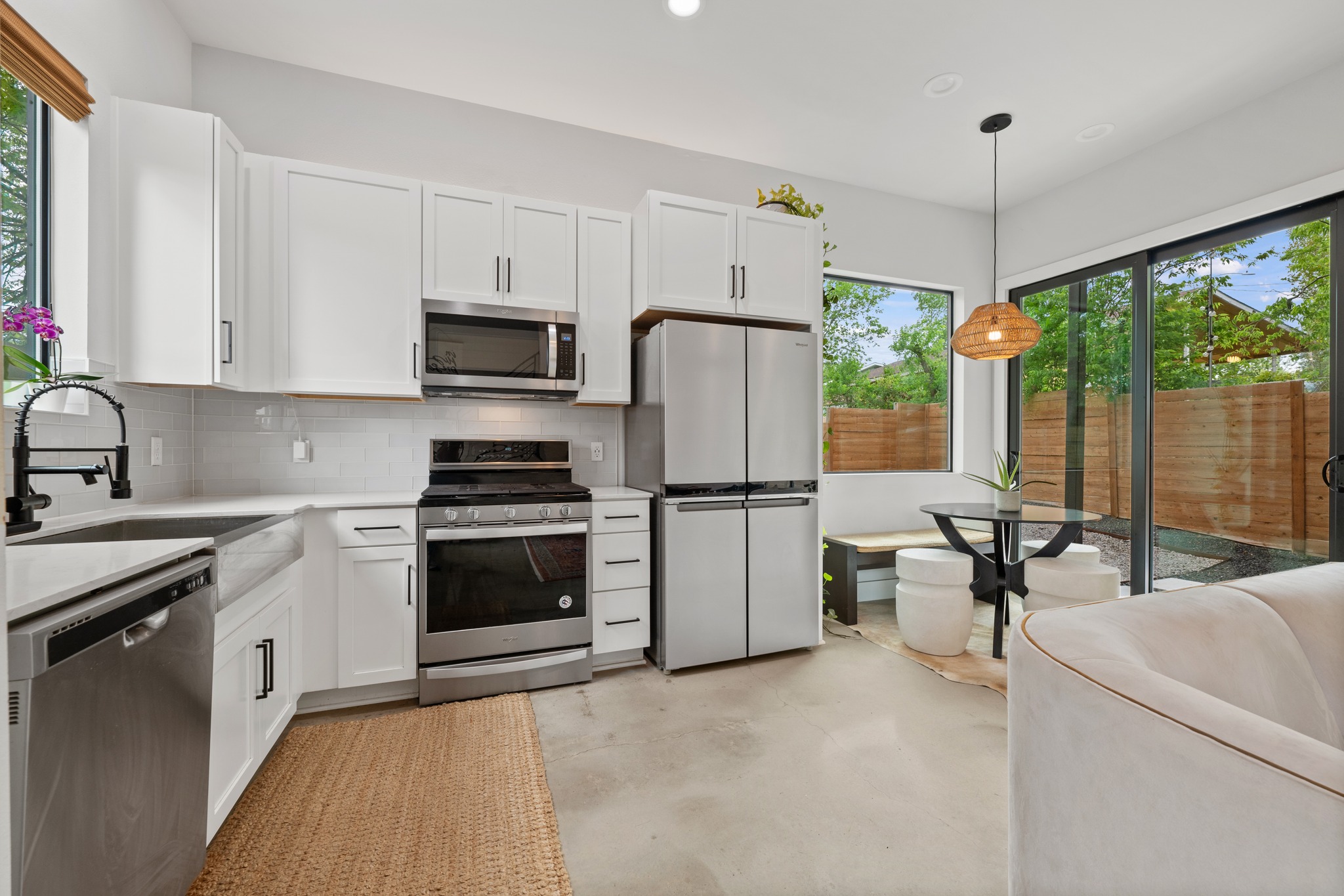 1710 Adina Street, Unit 2 Austin, TX 78721 - Photo 12 of 32