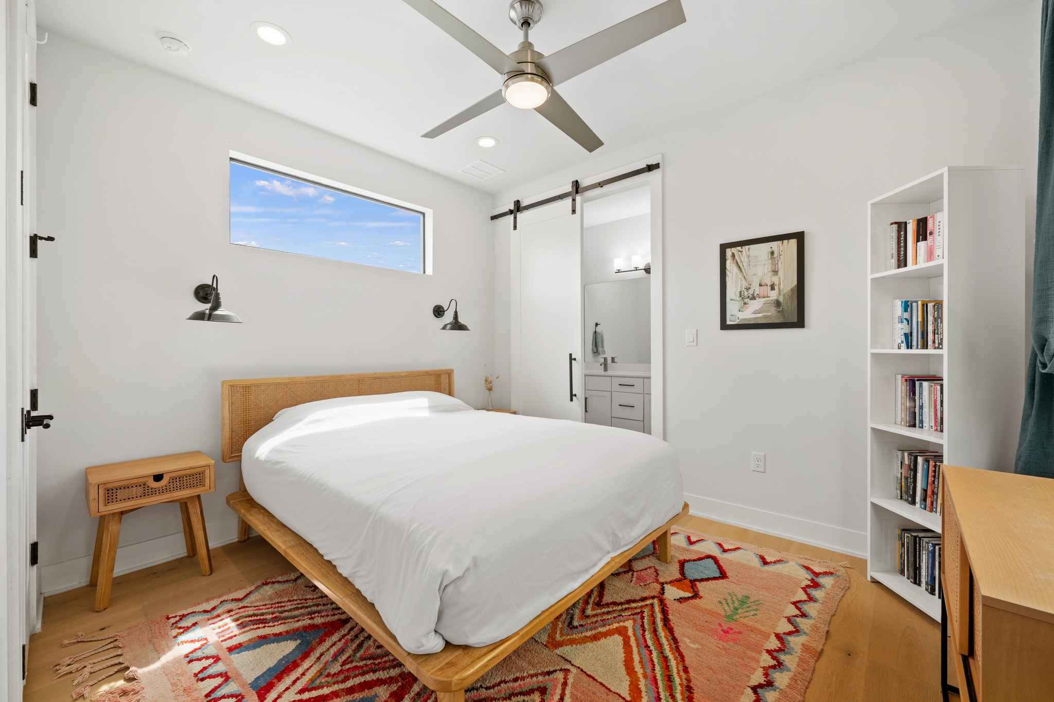 1710 Adina Street, Unit 2 Austin, TX 78721 - Photo 15 of 32