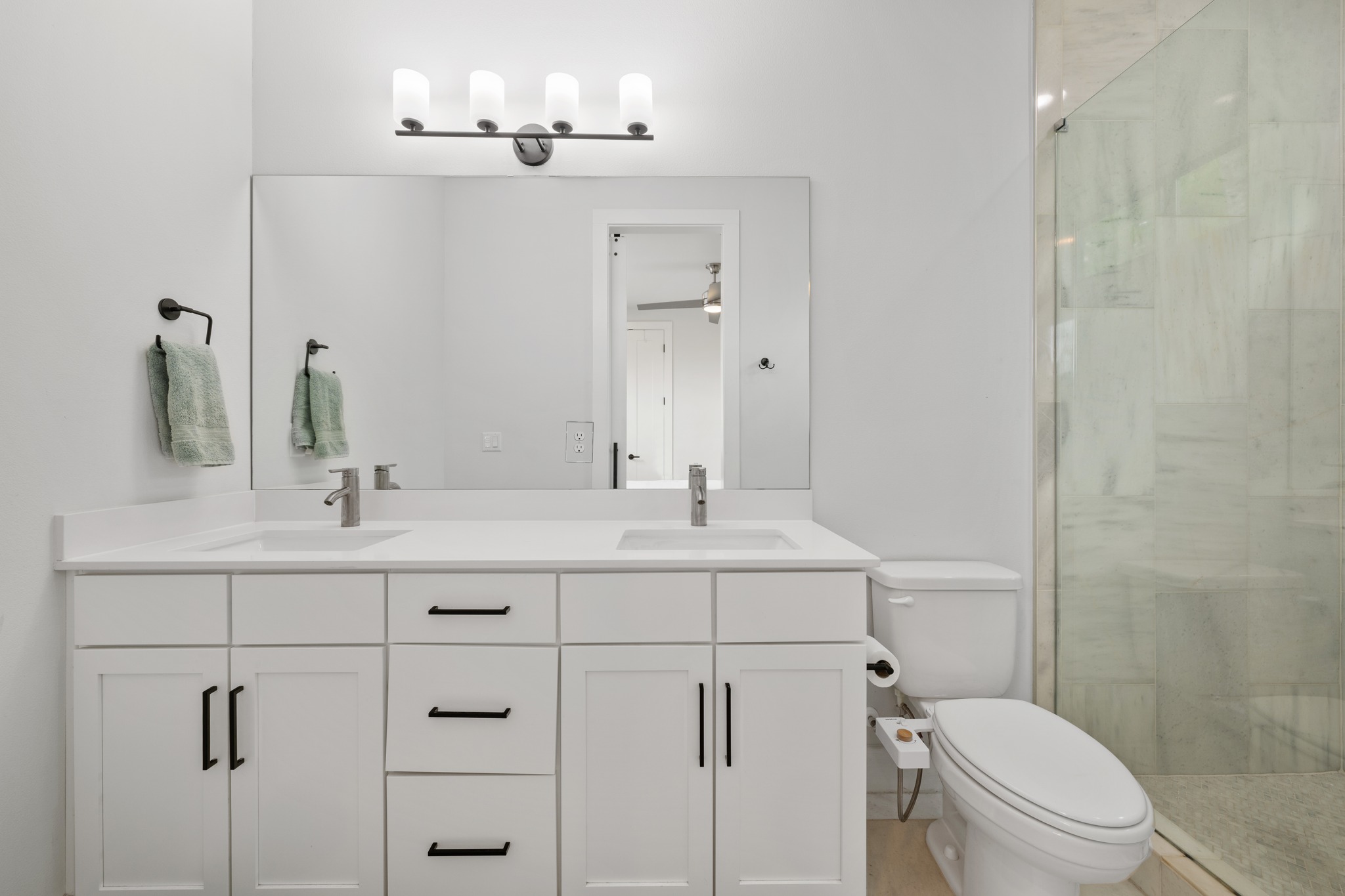 1710 Adina Street, Unit 2 Austin, TX 78721 - Photo 18 of 32