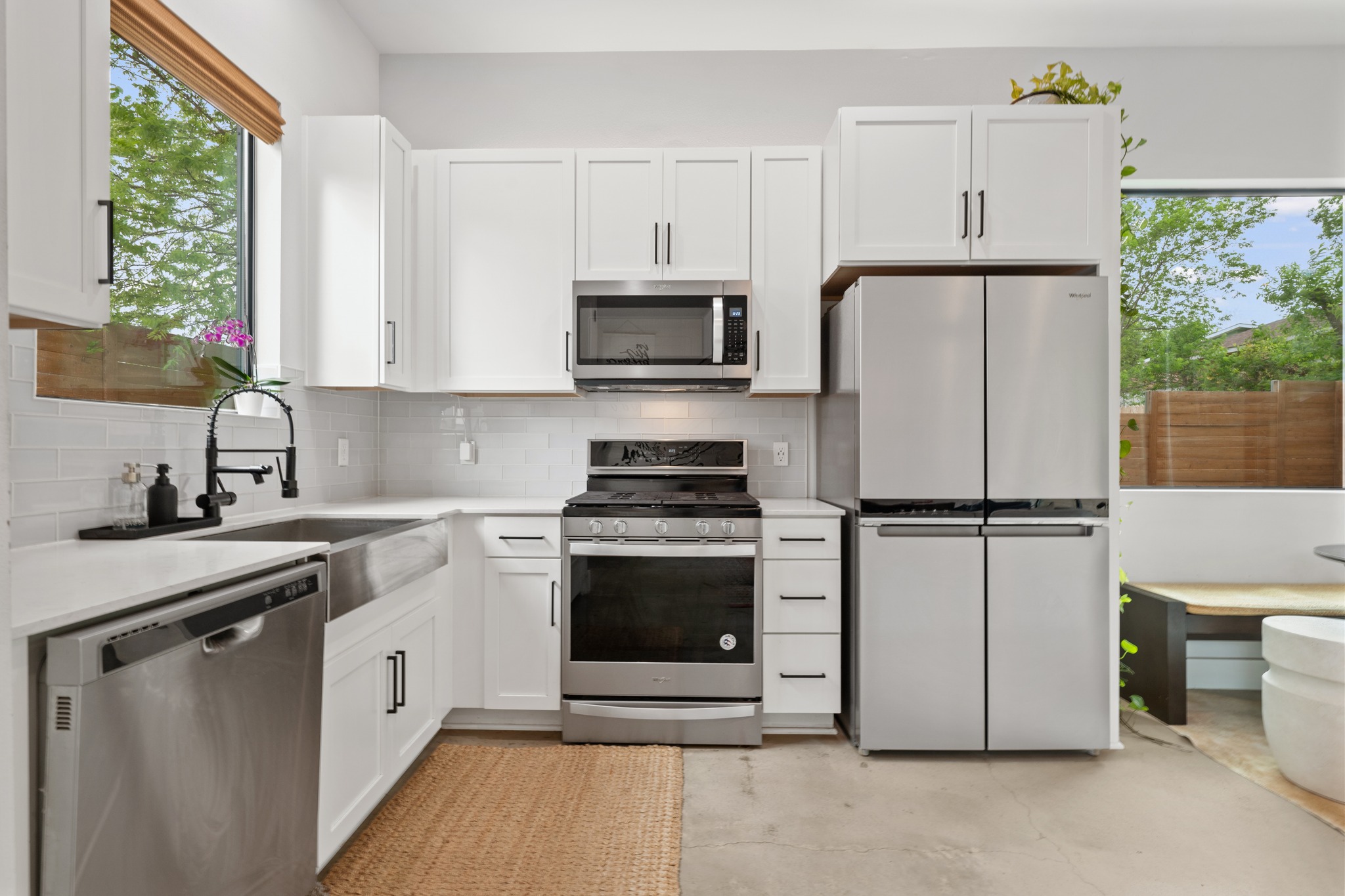 1710 Adina Street, Unit 2 Austin, TX 78721 - Photo 9 of 32