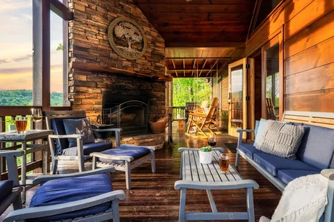 $840,000 | 273 Deer Crest Heights, Blue Ridge, GA 30513