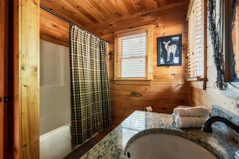 $840,000 | 273 Deer Crest Heights, Blue Ridge, GA 30513