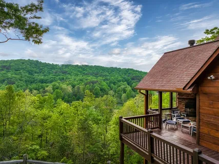 $840,000 | 273 Deer Crest Heights, Blue Ridge, GA 30513