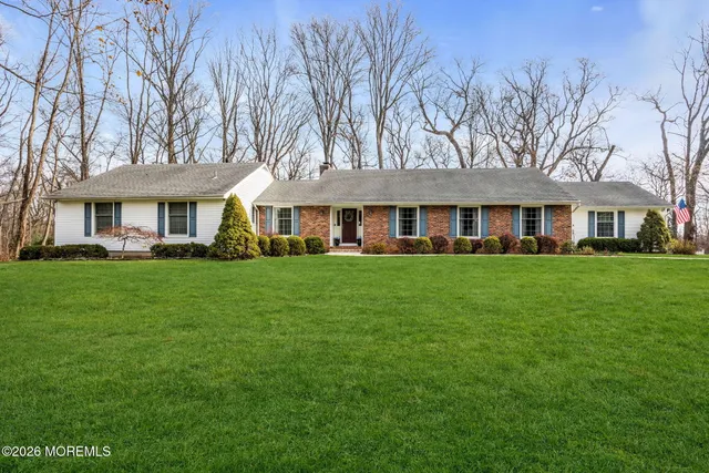 $1,099,000 | 7 Flora Drive, Holmdel, NJ 07733