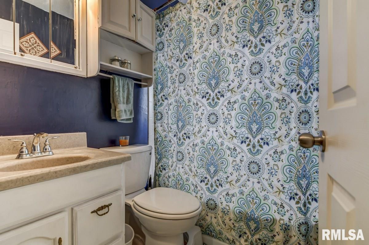 2205 East Reservoir Street Springfield, IL 62702 - Photo 26 of 33 Gallery Image 26