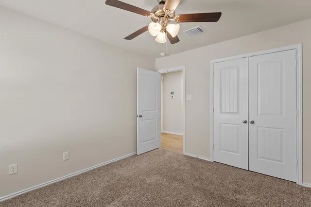 $325,000 | 1644 T H Johnson Drive, Taylor, TX 76574