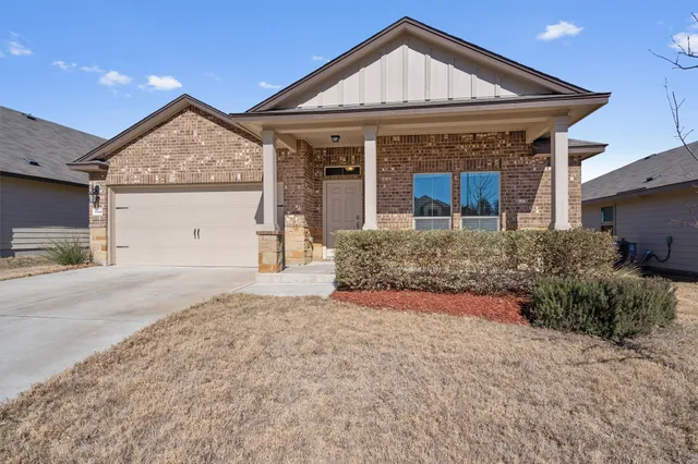 $325,000 | 1644 T H Johnson Drive, Taylor, TX 76574
