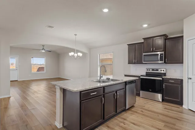 $325,000 | 1644 T H Johnson Drive, Taylor, TX 76574