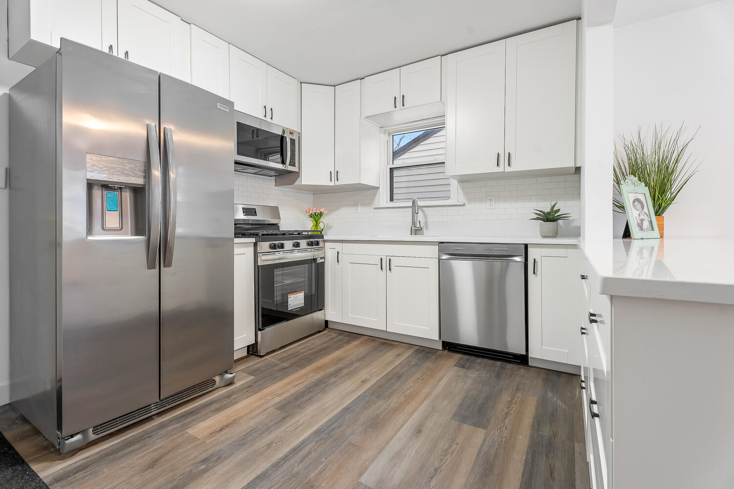 3233 Ridge Road Highland, IN 46322 - Photo 11 of 37 1500x1000