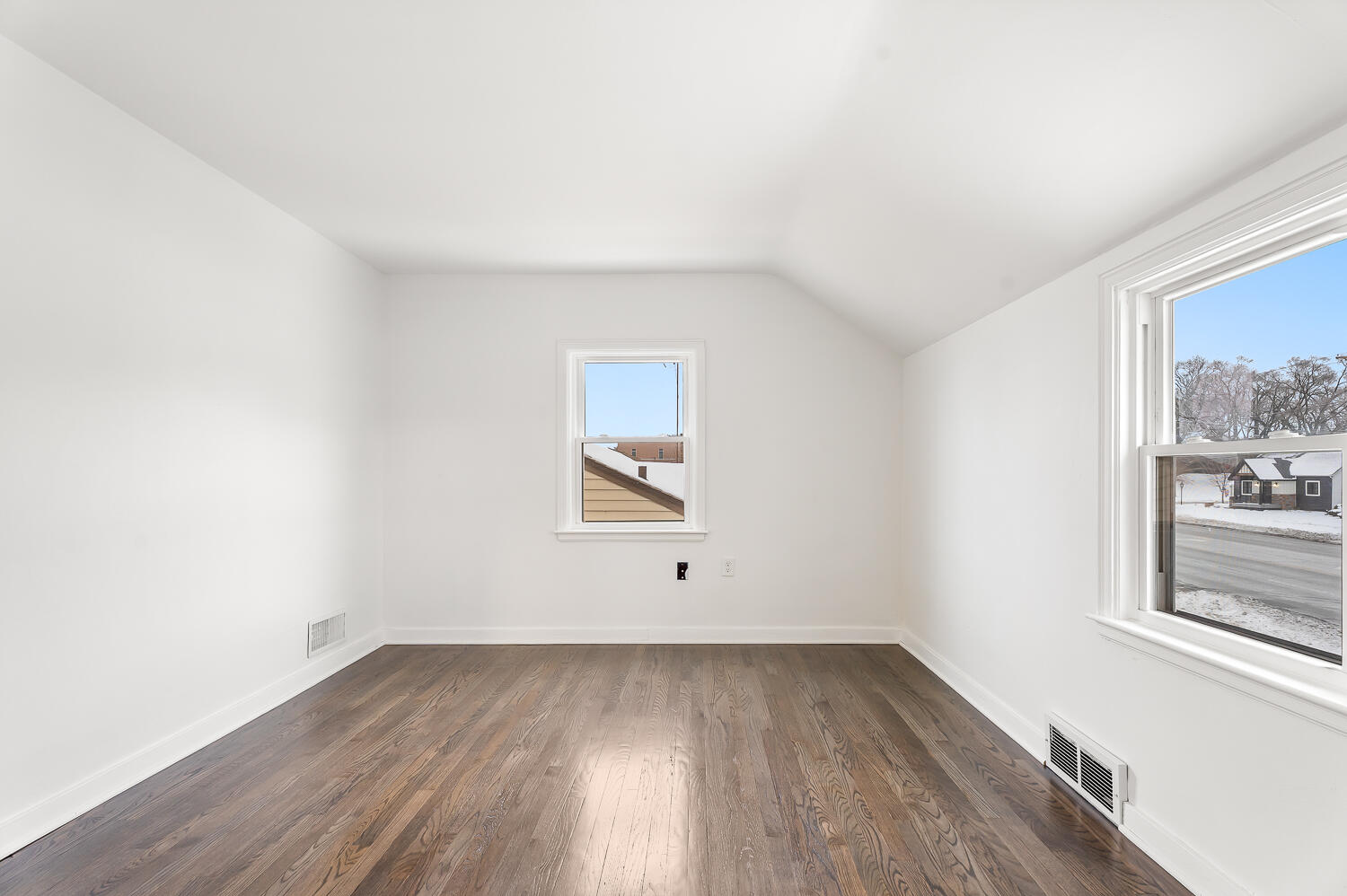 3233 Ridge Road Highland, IN 46322 - Photo 25 of 37 1500x998