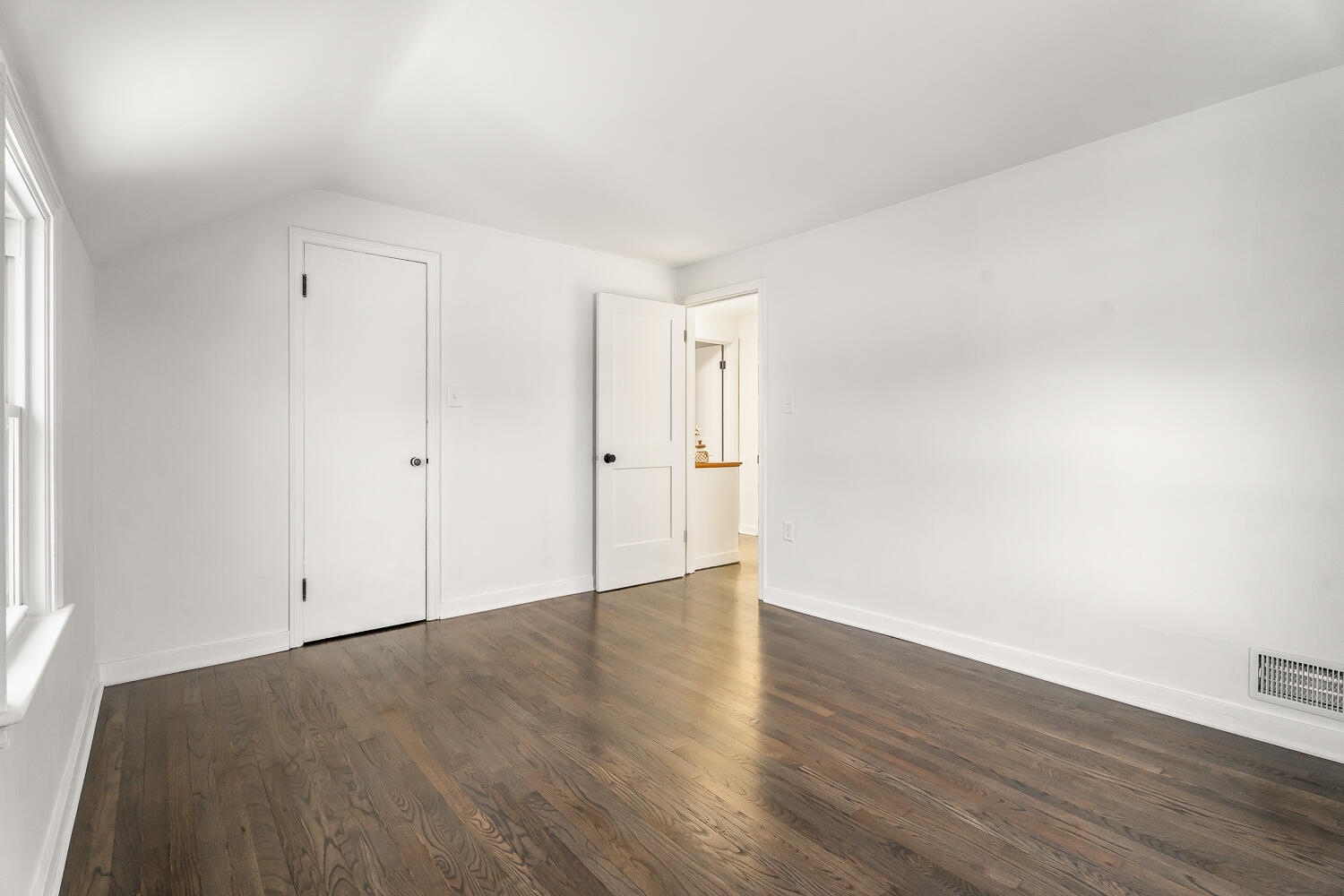 3233 Ridge Road Highland, IN 46322 - Photo 26 of 37 1500x1000