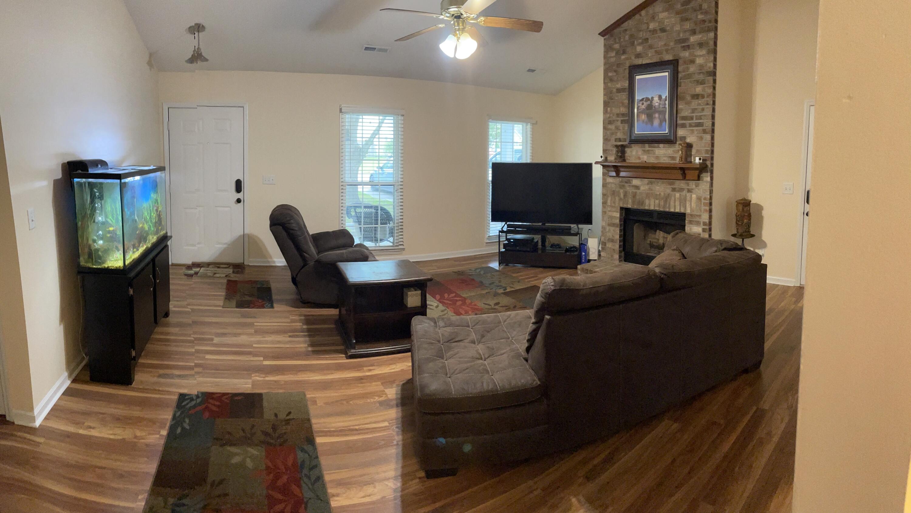 144 Commons Way Goose Creek, SC 29445 - Photo 7 of 21 living room