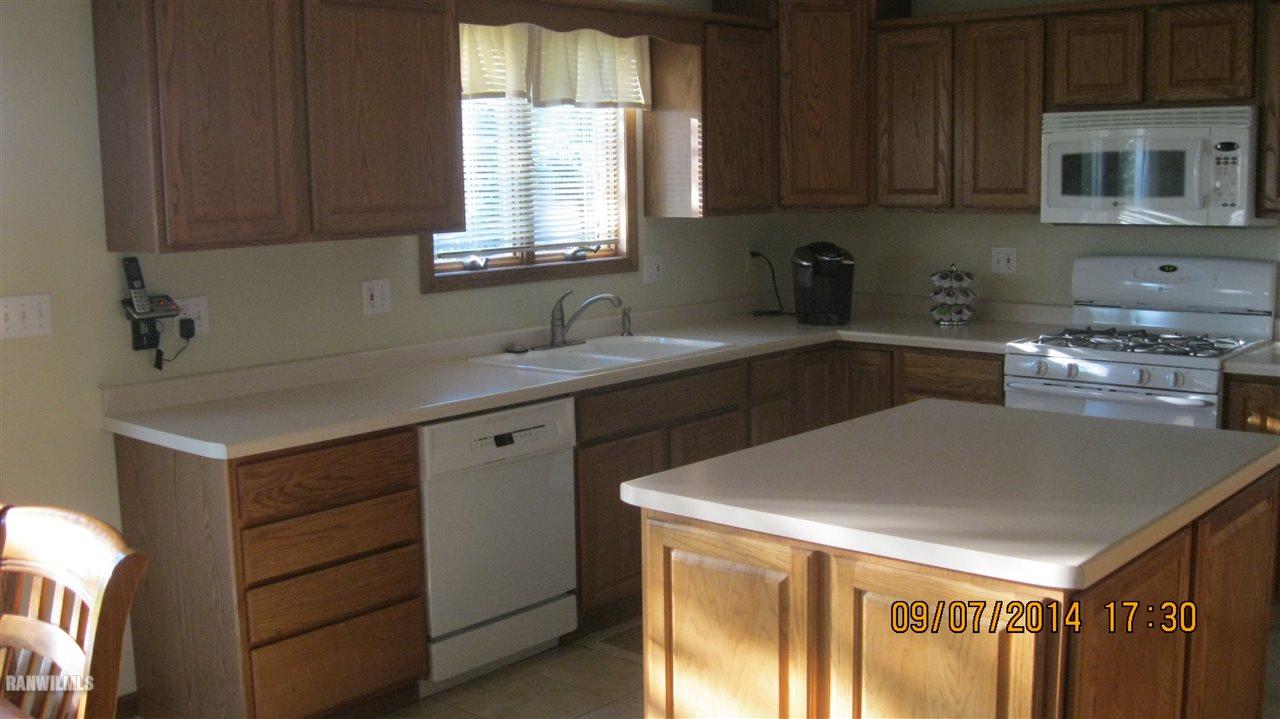 750 Barley Ridge Trail Freeport, IL 61032 - Photo 8 of 24 Gallery Image 8