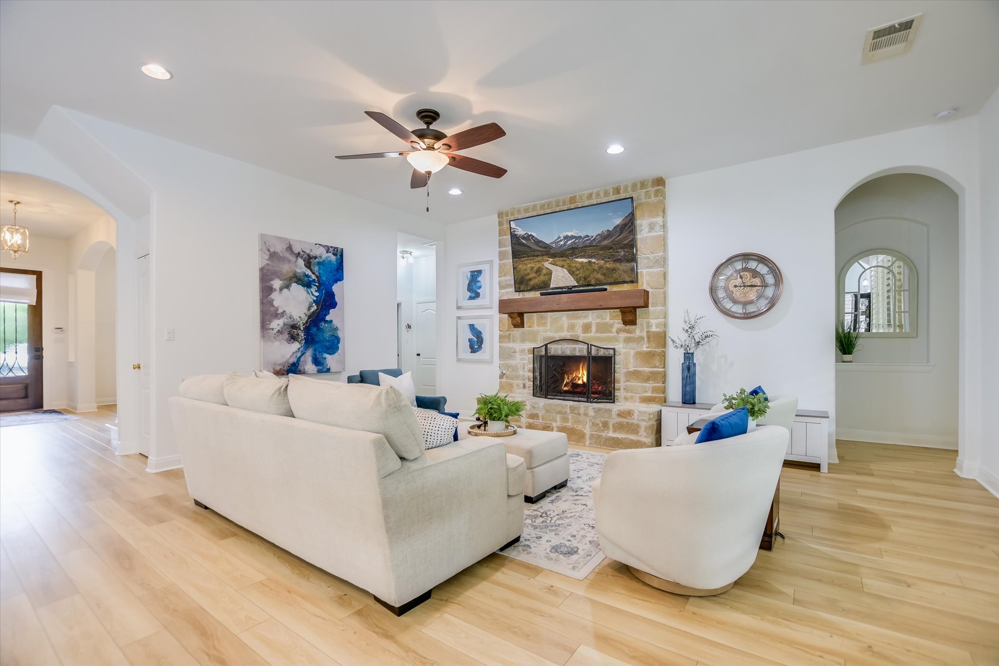 16012 Zagros Way Austin, TX 78738 - Photo 5 of 30