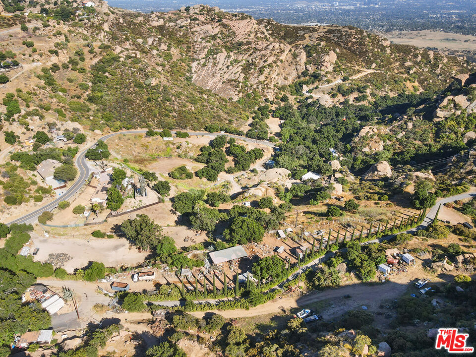 585 Box Canyon Valley Hls Ca  