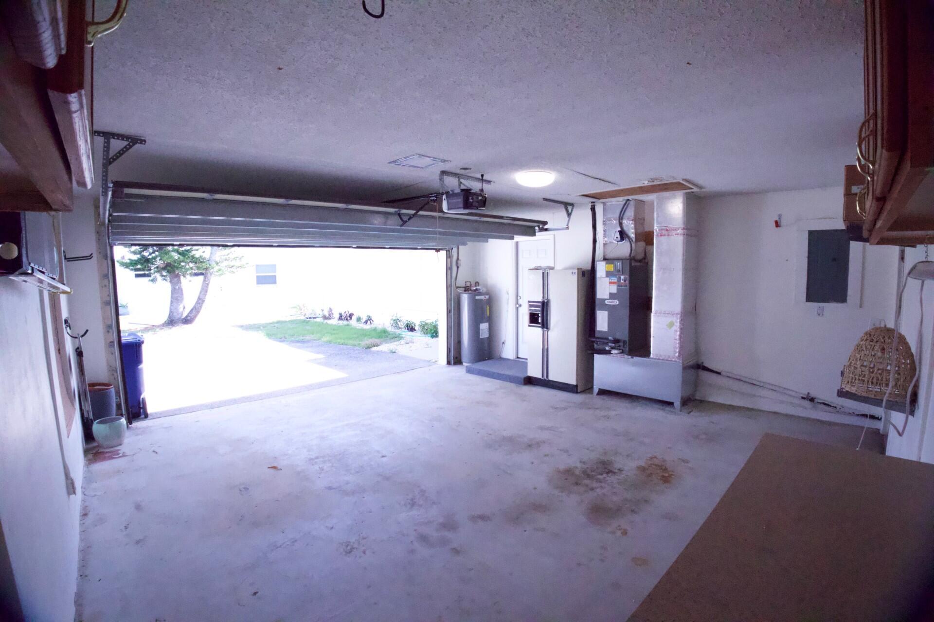 700 North Perry Avenue Jupiter, FL 33458 - Photo 20 of 33 garage 3 p