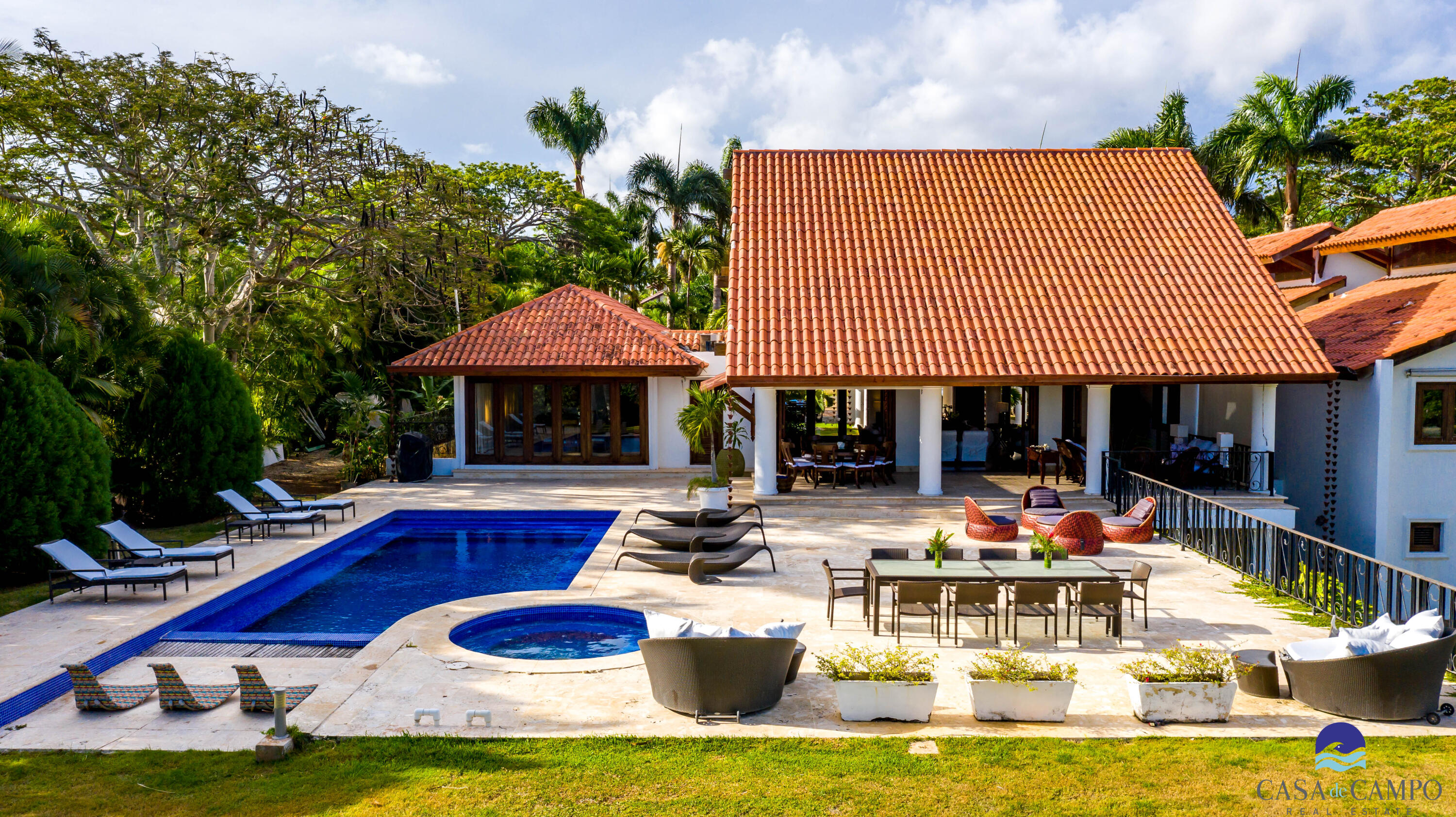 8 Las Colinas Casa De Campo Dr