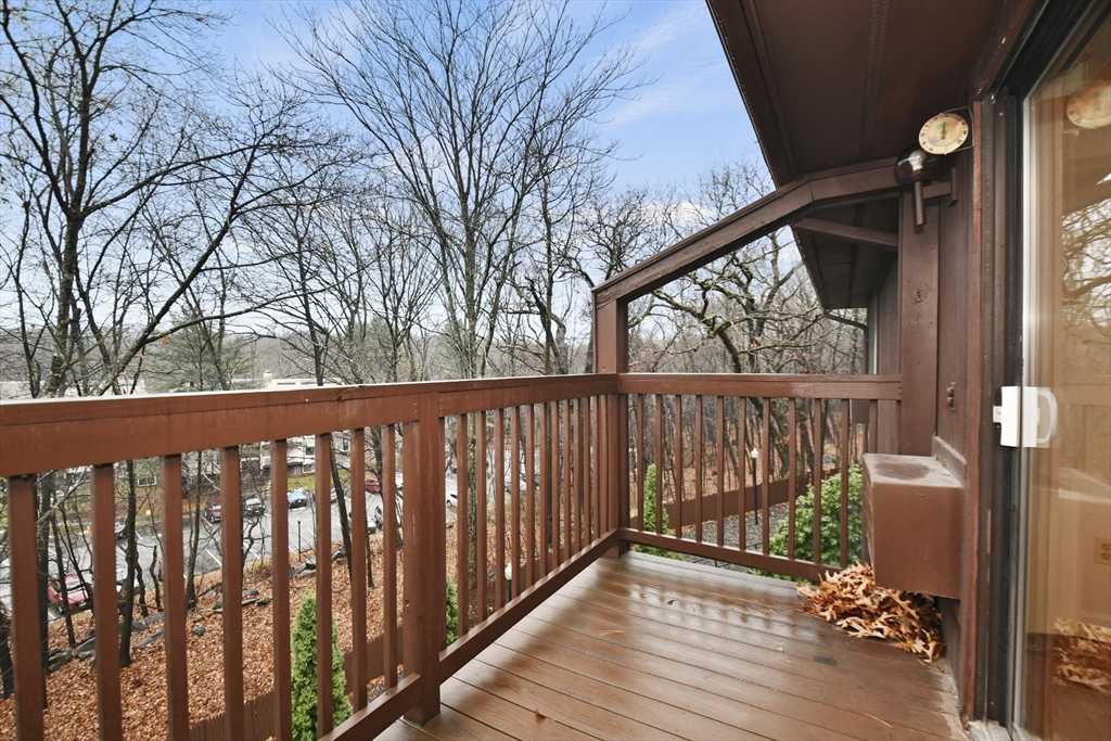 340 Sunderland Road, Unit 9 Worcester, MA 01604 - Photo 24 of 31