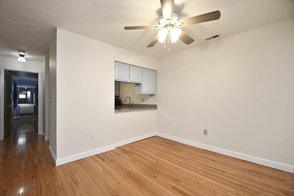 340 Sunderland Road, Unit 9 Worcester, MA 01604 - Photo 7 of 31