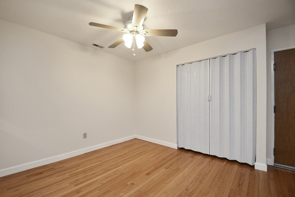 340 Sunderland Road, Unit 9 Worcester, MA 01604 - Photo 9 of 31