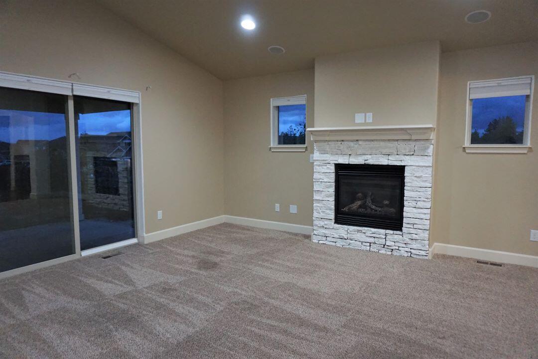 62535 Eagle Road Bend, OR 97701 - Photo 17 of 55 DSC01358