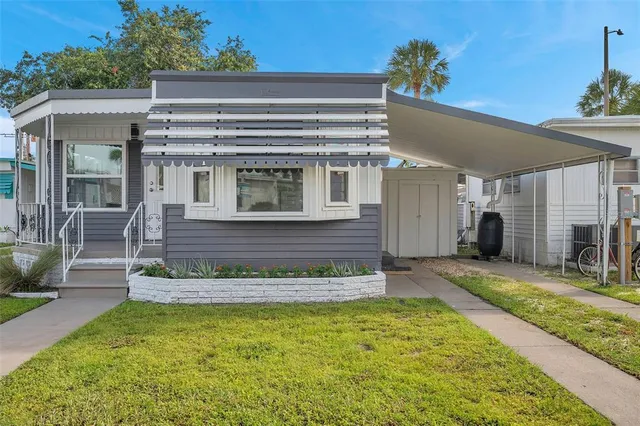 $1,300 | 4851 West Gandy Boulevard, Unit B6L27, Tampa, FL 33611