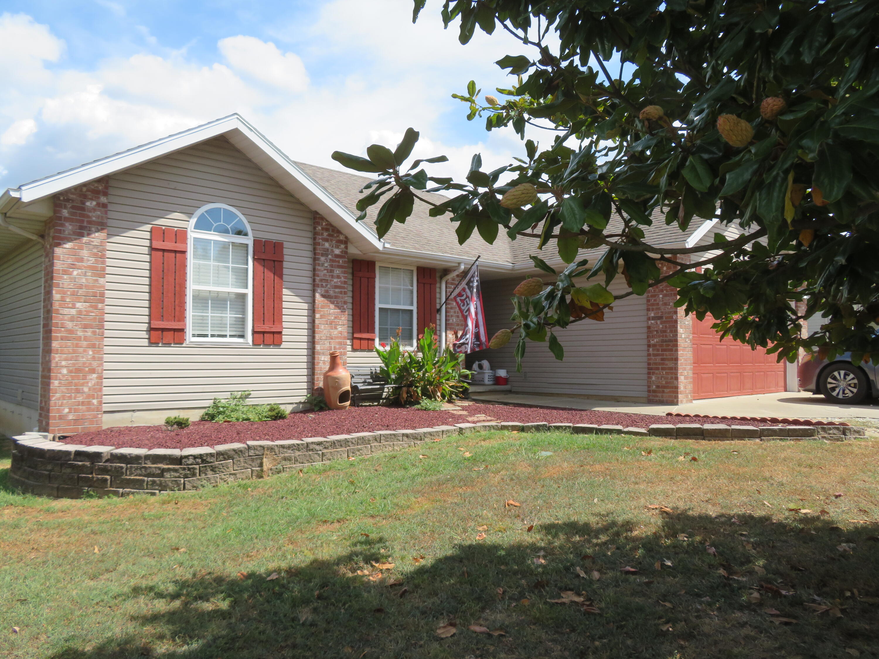 110 Holly Ridge Road Willard, MO 65781 - Photo 1 of 39 IMG_5012