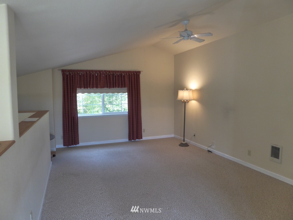 253 B Kruger Road Onalaska, WA 98570 - Photo 8 of 25 Gallery Image 8