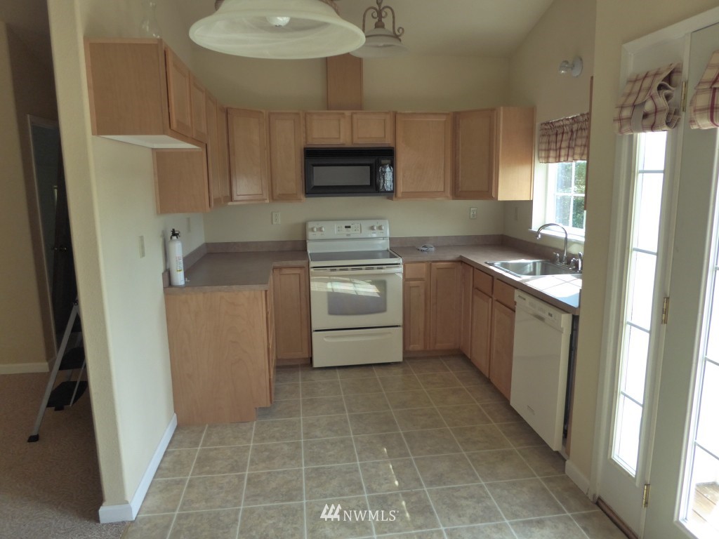 253 B Kruger Road Onalaska, WA 98570 - Photo 10 of 25 Gallery Image 10