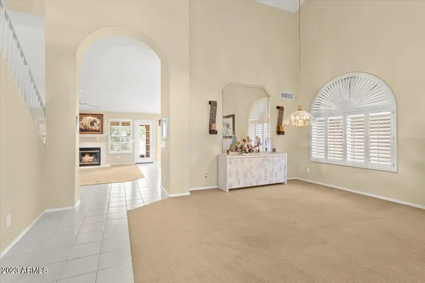 a view of livingroom with furniture