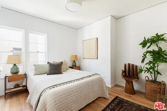 $995,000 | 519 1/2 Rose Avenue, Venice, CA 90291