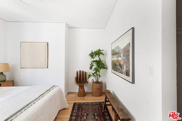 $995,000 | 519 1/2 Rose Avenue, Venice, CA 90291