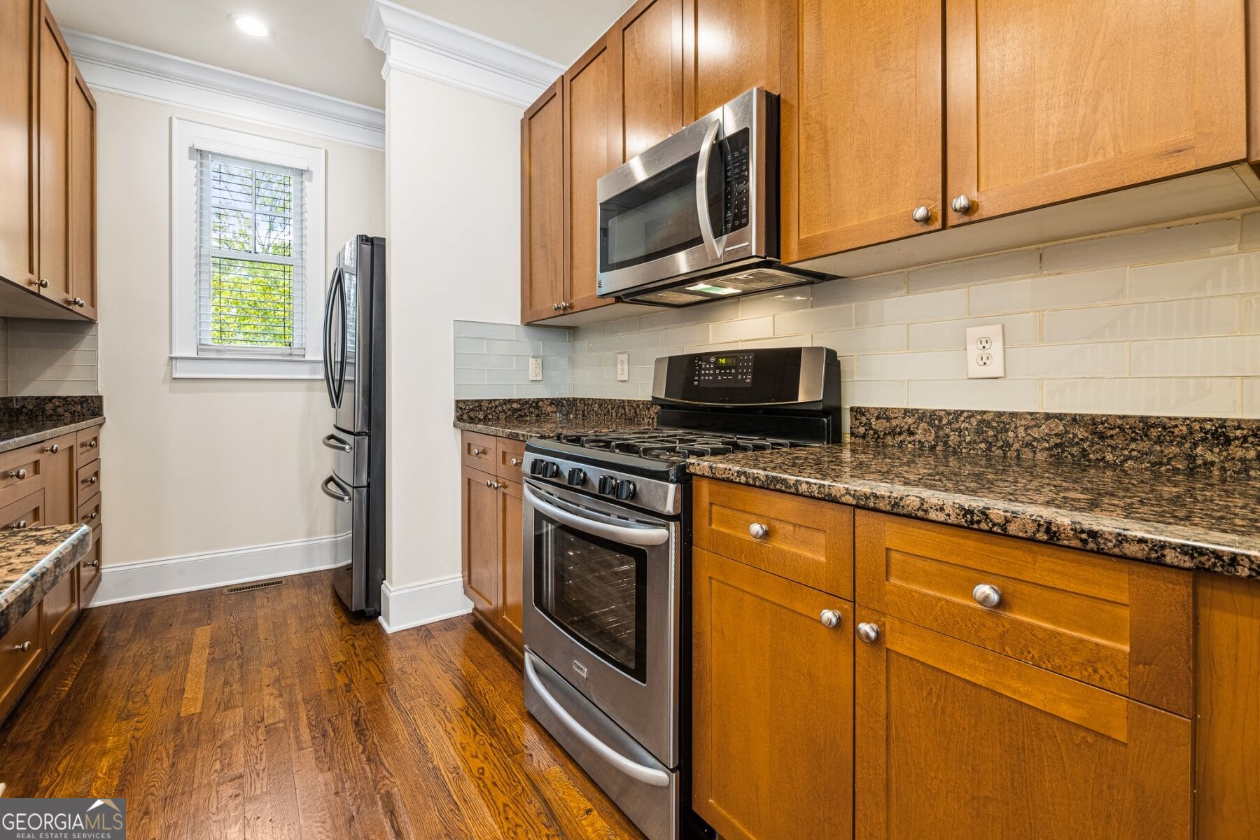 213 Knob Hills Circle Decatur, GA 30030 - Photo 7 of 25 Gallery Image 7