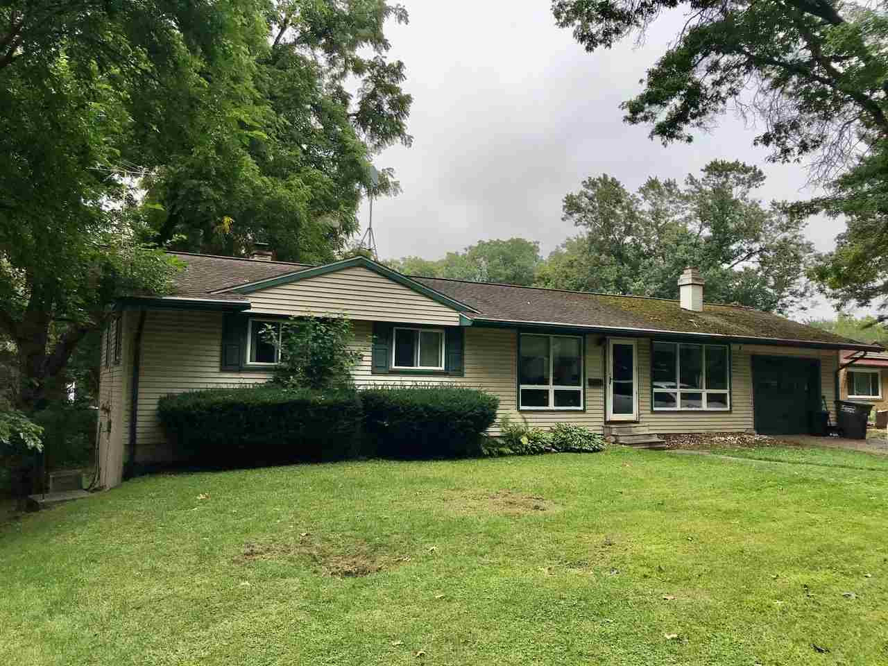 2703 Glendale Road Jackson, MI 49203 - Photo 1 of 14 Photo 1
