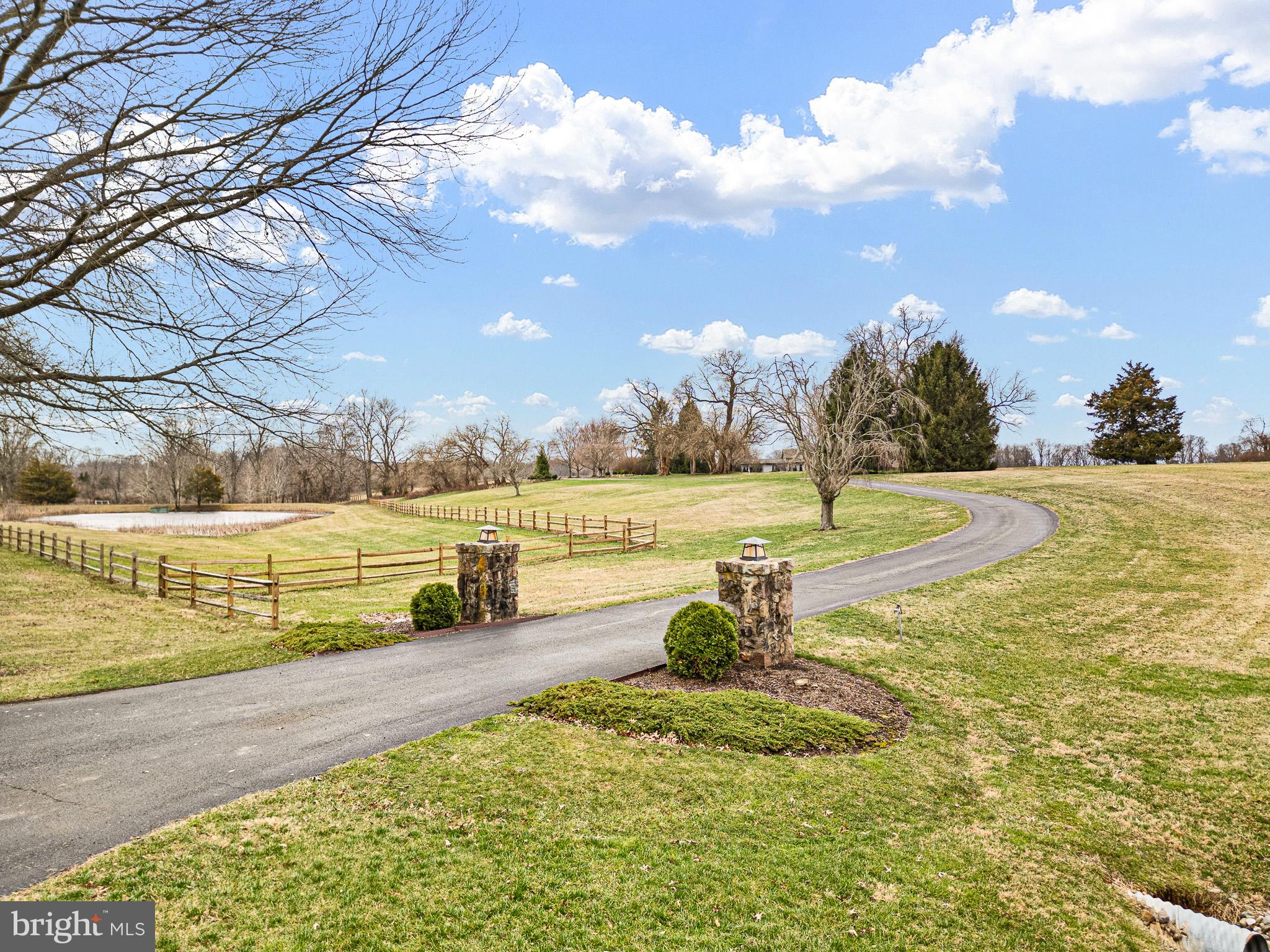 73 Scott Road Warwick, MD 21912 - Photo 2 of 86 Driveway