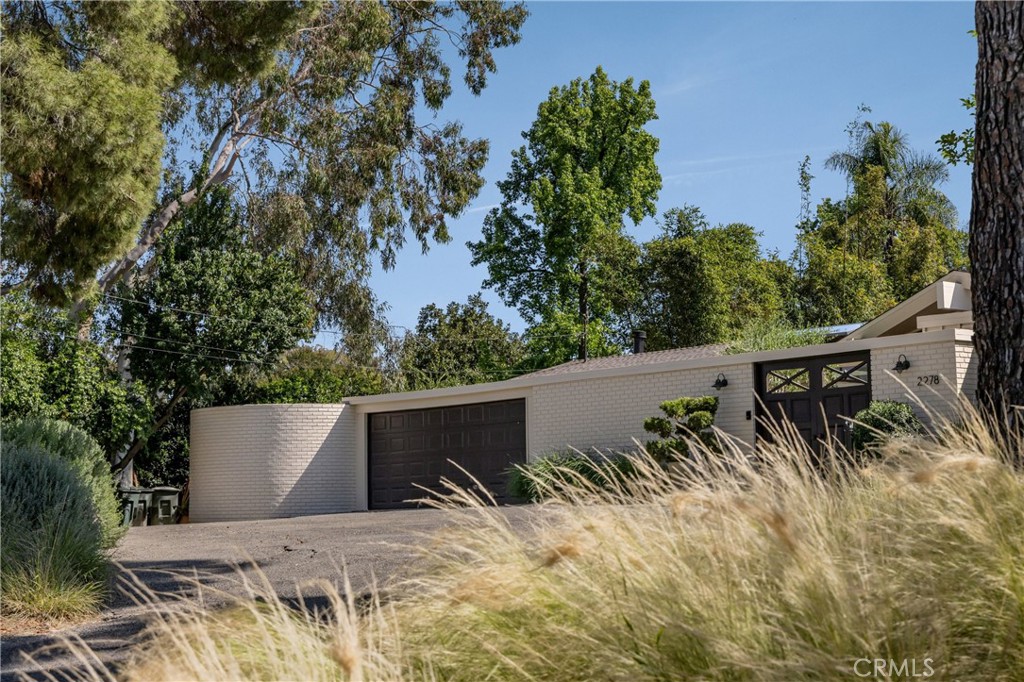 2278 Arroyo Drive Riverside, CA 92506 - Photo 10 of 75
