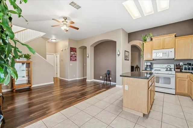 $499,990 | 1694 Presidio Way, Plumas Lake, CA 95961