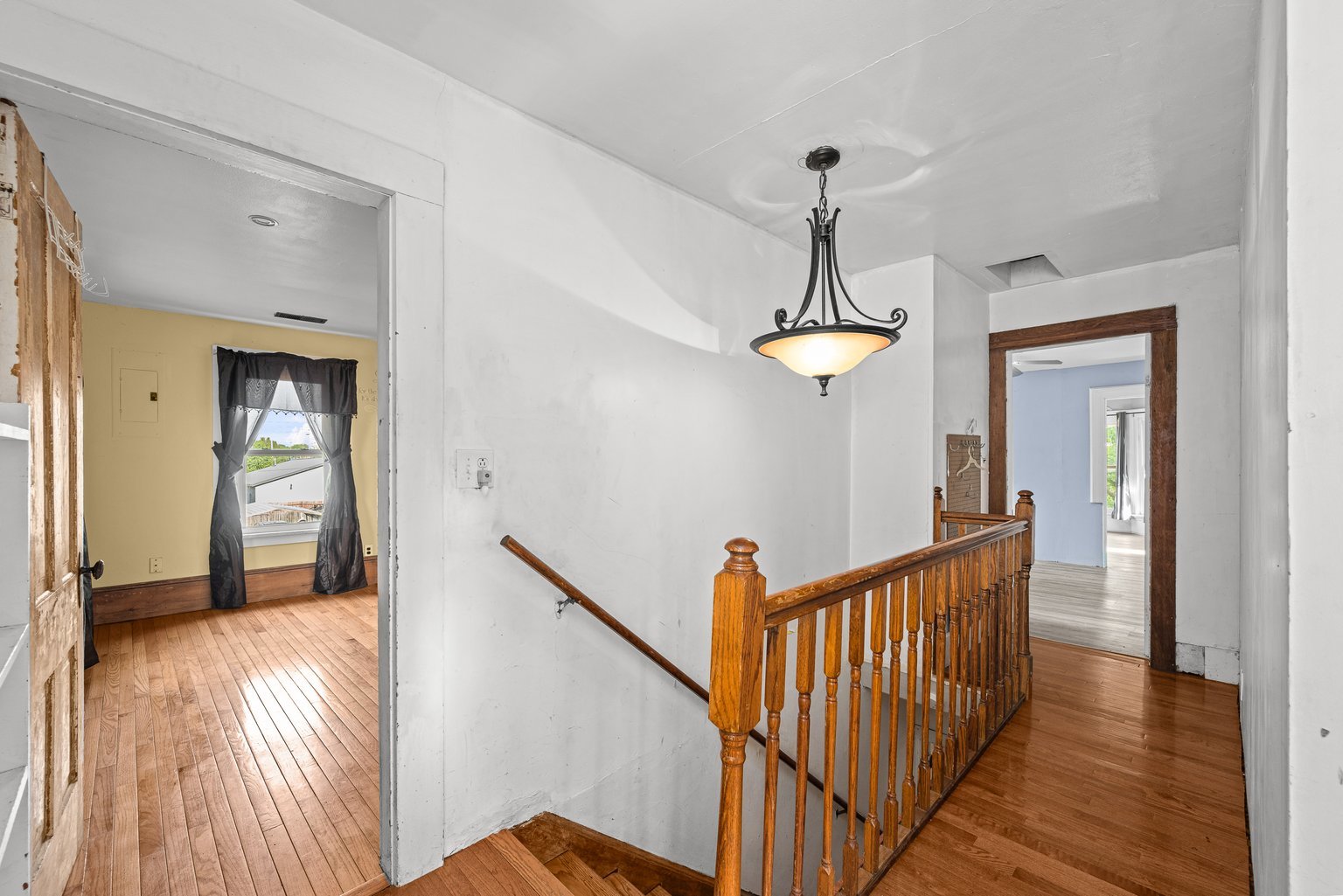 200 West Locust Street Cambridge, IL 61238 - Photo 26 of 32 a view of a hallway view with staircase