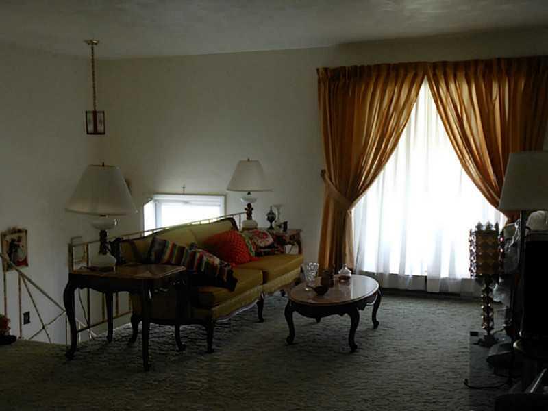 Living Room. 