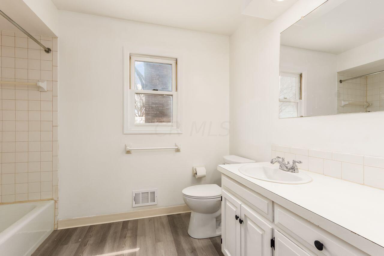 2335 Dorset Road Columbus, OH 43221 - Photo 34 of 46 Gallery Image 34