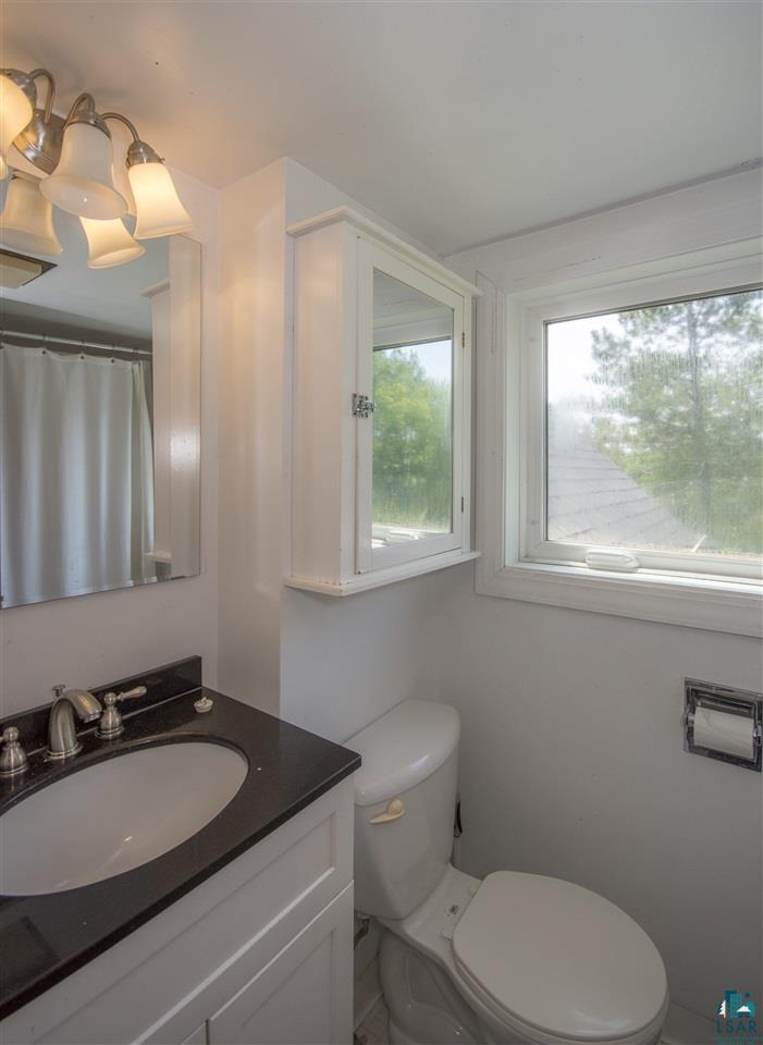 5591 North Cloquet Road Duluth, MN 55810 - Photo 13 of 19 Gallery Image 13