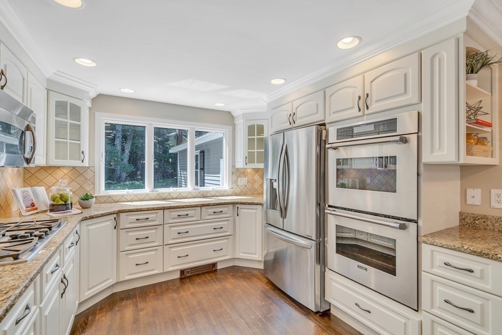 210 Hunters Ridge Road Concord, MA 01742 - Photo 3 of 32