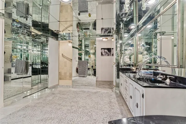 $4,900 | 1920 South Ocean Drive, Unit 11B, Hallandale Beach, FL 33009