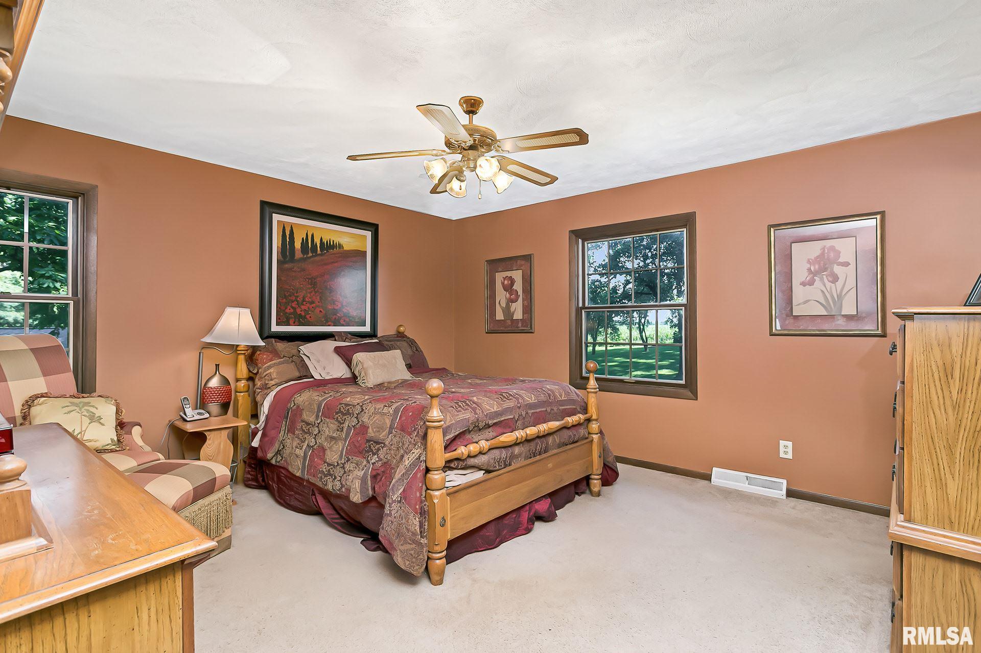 416 Ridge Drive Geneseo, IL 61254 - Photo 16 of 32 Gallery Image 16