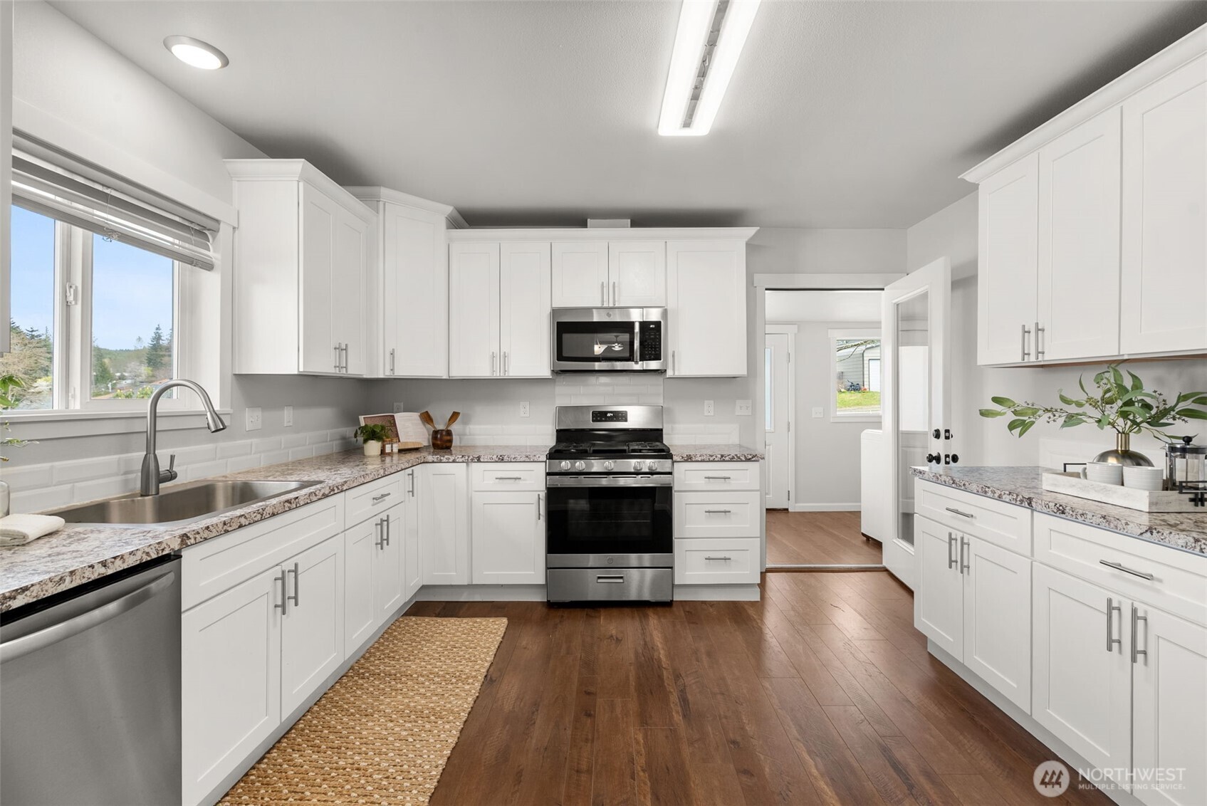 418 South 3rd Street McCleary, WA 98557 - Photo 15 of 32