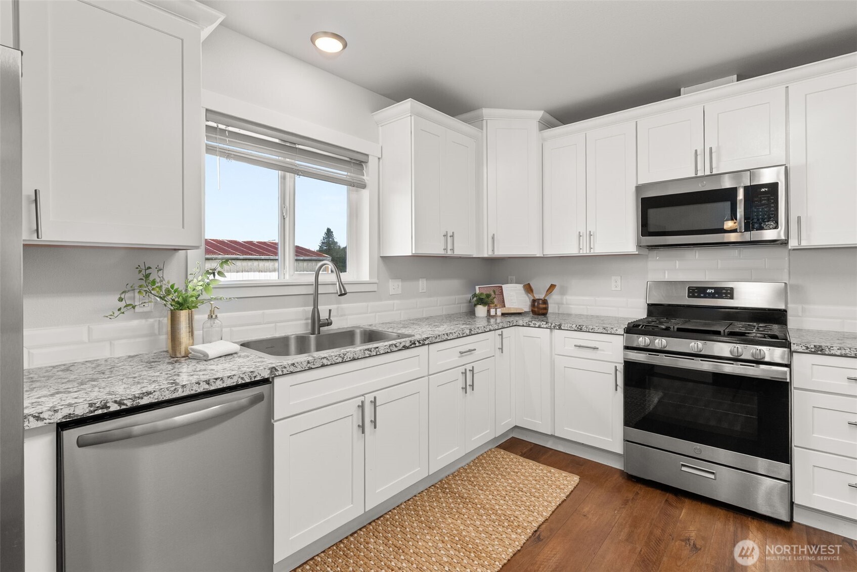 418 South 3rd Street McCleary, WA 98557 - Photo 16 of 32