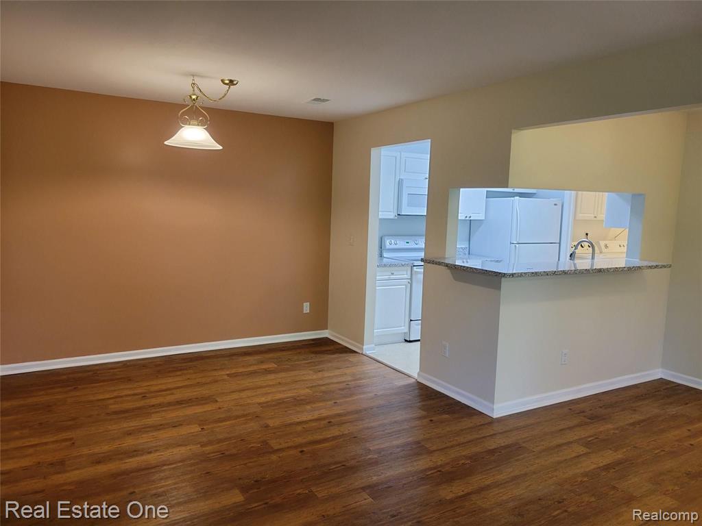 3562 Tremonte Circle, Unit 127 Rochester, MI 48306 - Photo 11 of 28