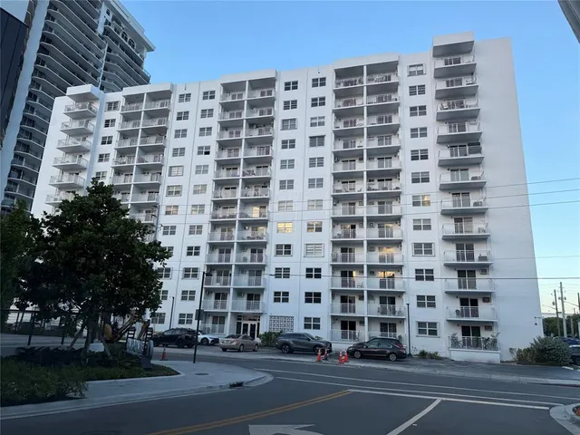 $1,800 | 200 South Birch Road, Unit 806, Fort Lauderdale, FL 33316