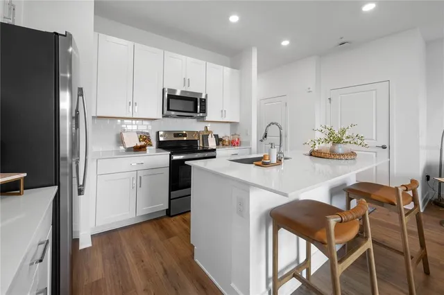 $2,499 | 2480 Everson Street, Unit 71, Bradenton, FL 34208